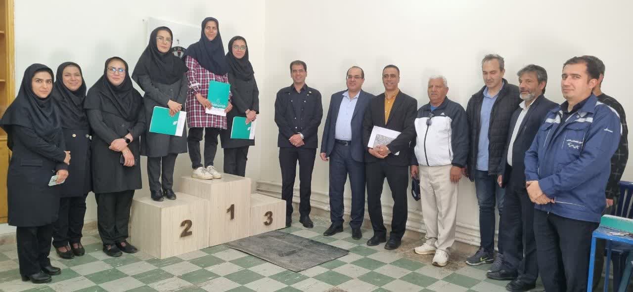 مراسم پایانی مسابقات دارت کارگران شرکت سیمان اصفهان برگزار شد 