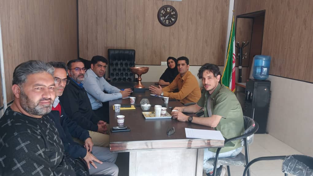 مراسم قرعه‌کشی مسابقات فوتبال کارگران استان اصفهان سال ۱۴۰۴ برگزار شد